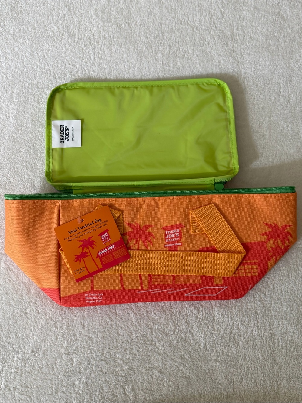 NWT Trader Joe’s Insulated Special Edition Summer Tote (Orange)